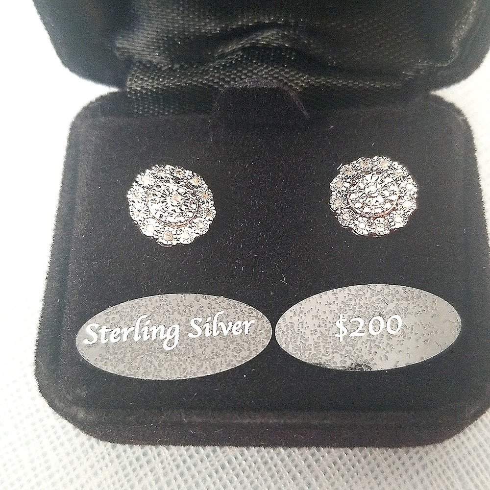 Silver Earlings